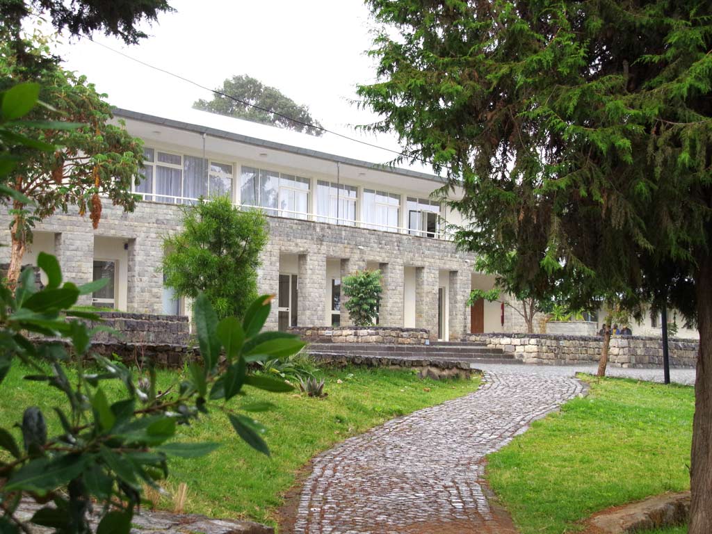 Schulgebäude in der Hebammenschule in Äthiopien